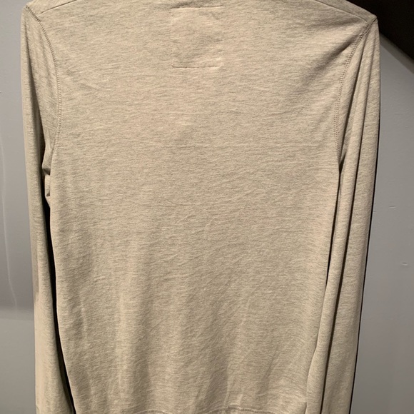 Hollister Long Sleeve Shirt - Picture 5 of 5